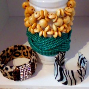 Different type of bracelet's